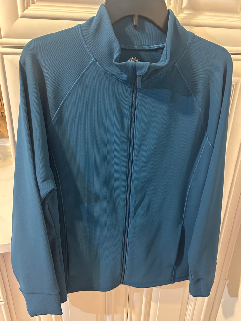 Women's Performance Full‑Zip Jacket in Teal